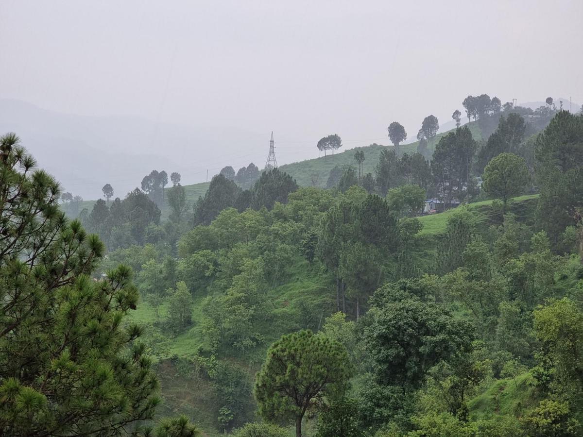 Srinagar Homes Muzaffarabad Exterior photo