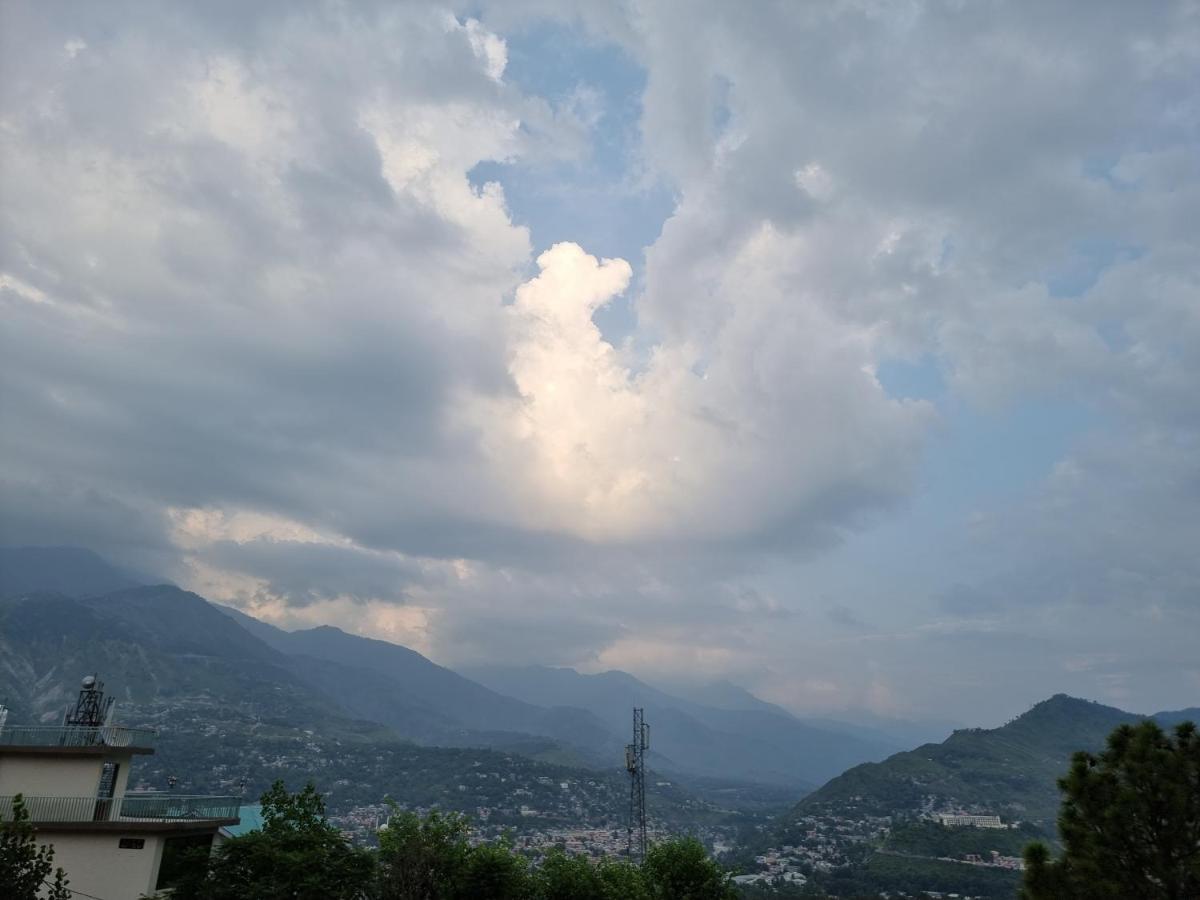 Srinagar Homes Muzaffarabad Exterior photo